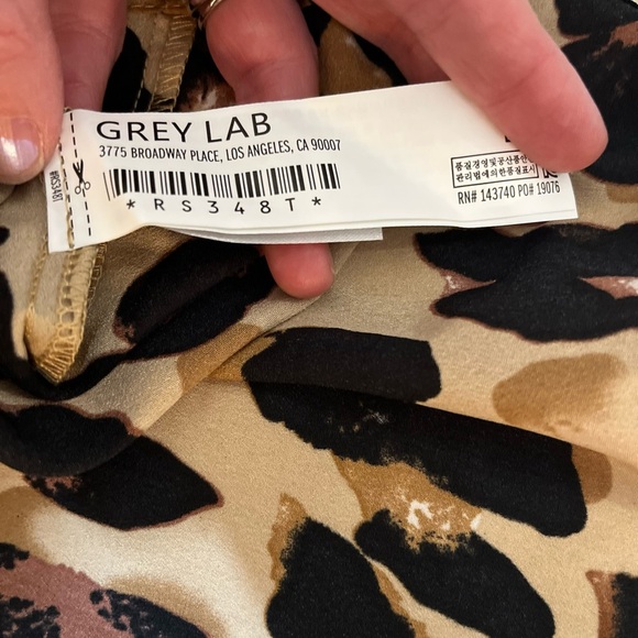 NWT Grey Lab Long-Sleeved Blouse - Women's Large Tan Black Brown - Leopard Print - Picture 5 of 12